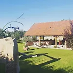 Ve Starem Kine Villa