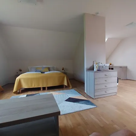 Ve Starem Kine Villa *